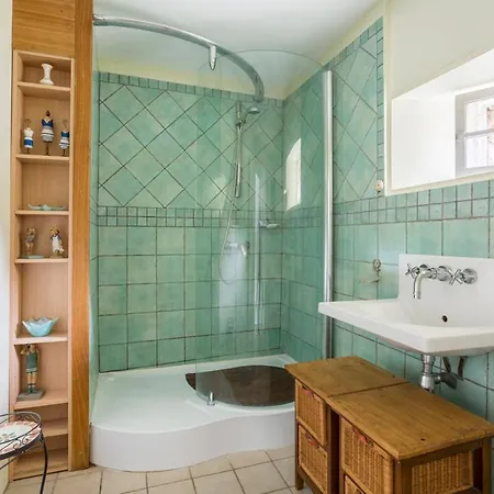 Sleeps 6 Pool Wifi